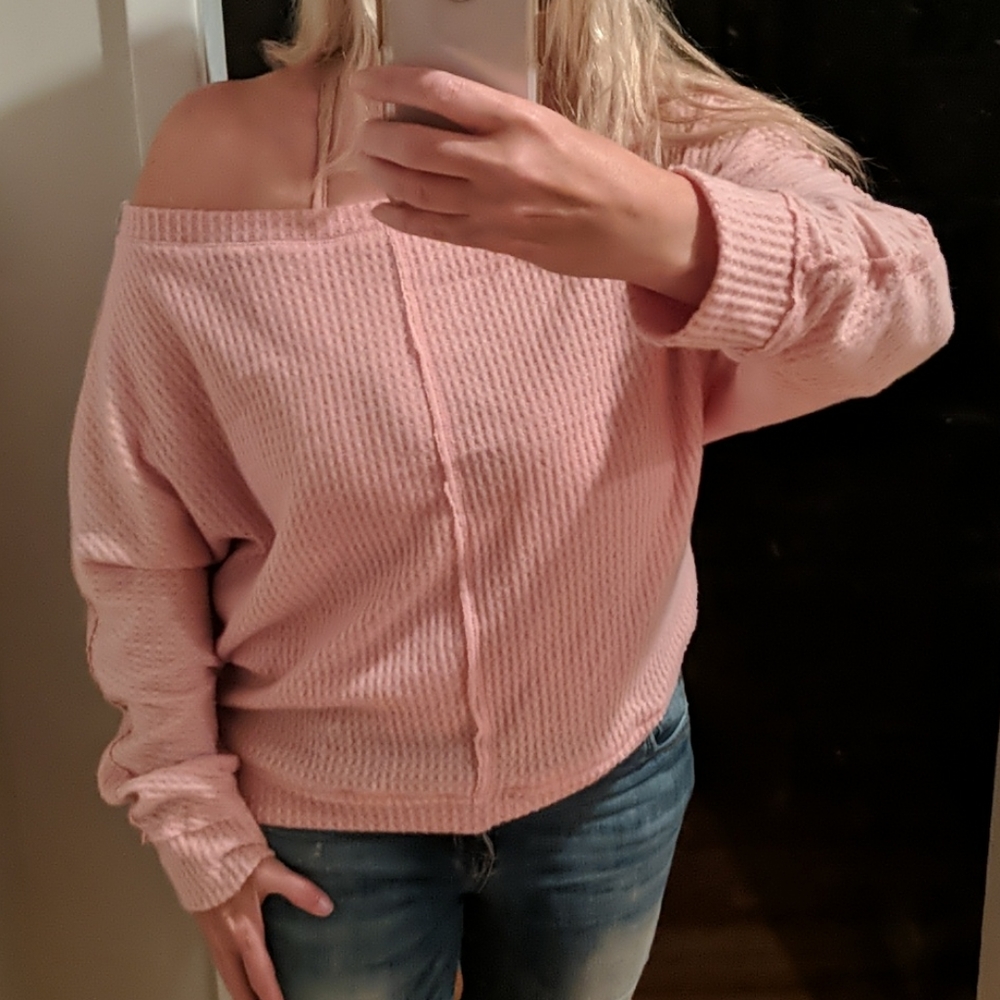NWT slouches off one shoulder top